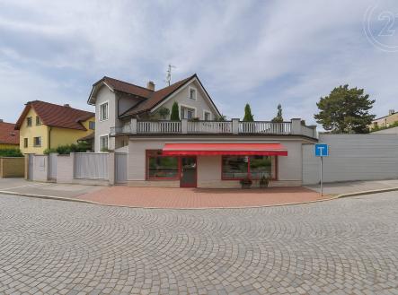 Prodej - obchodní prostor, 180 m² obrázek