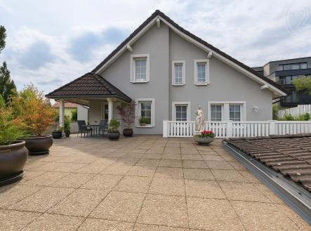. | Prodej - dům/vila, 381 m²