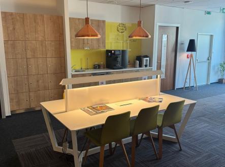 . | Pronájem - kanceláře, 60 m²