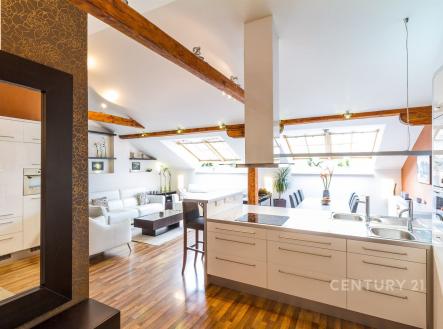 . | Prodej bytu, 2+kk, 80 m²