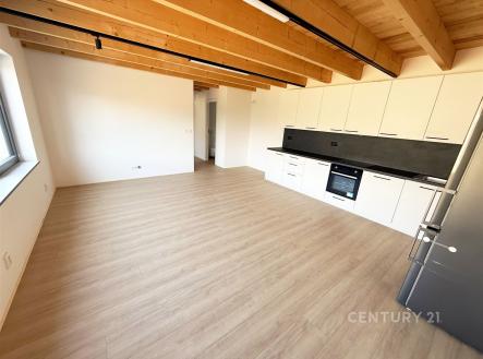 . | Pronájem bytu, 3+kk, 70 m²