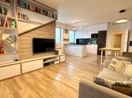 Pronájem bytu, 2+kk, 63 m²