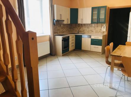 Kuchyň | Pronájem bytu, 2+kk, 70 m²