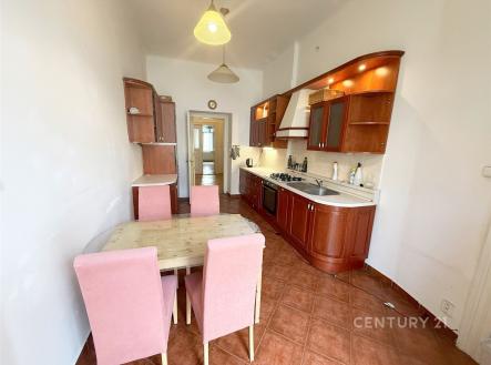 . | Pronájem bytu, 3+1, 109 m²