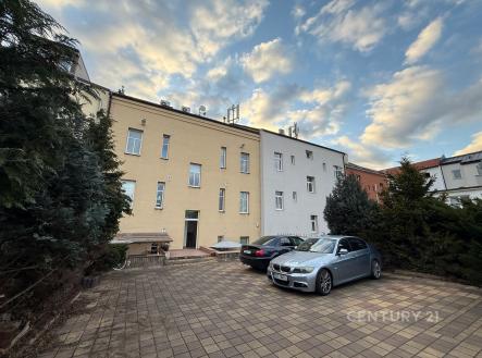 . | Pronájem bytu, 3+kk, 60 m²