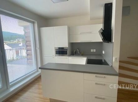 . | Prodej - dům/vila, 210 m²