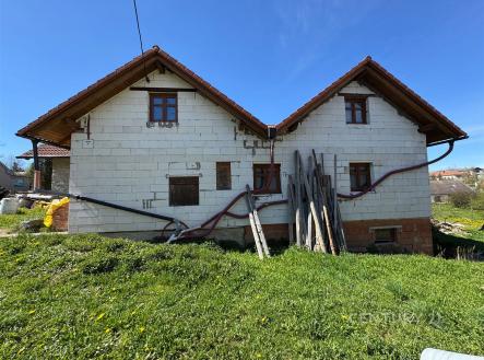 dům | Prodej - dům/vila, 267 m²