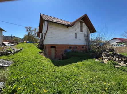 dům ze zahrady | Prodej - dům/vila, 267 m²