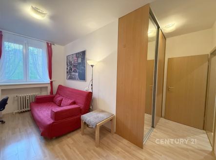 . | Pronájem bytu, 1+kk, 28 m²