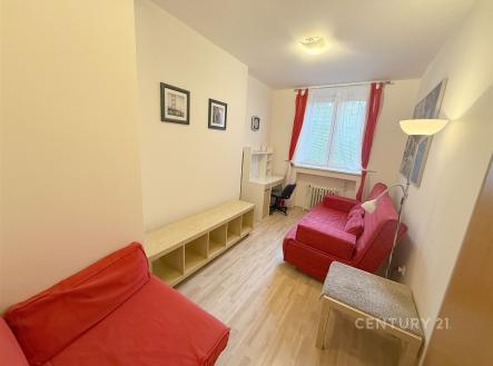 . | Pronájem bytu, 1+kk, 28 m²