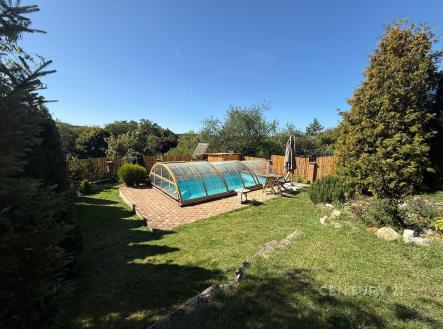 Vyhřívaný bazén se slanou vodou | Prodej - dům/vila, 170 m²