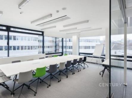 . | Pronájem - kanceláře, 521 m²