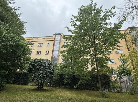 . | Pronájem bytu, 2+kk, 50 m²