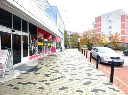 obchod1.jpg | Pronájem - obchodní prostor, 180 m²