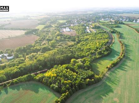 letecký snímek se zástavbou | Prodej - pozemek, zemědělská půda, 6 670 m²