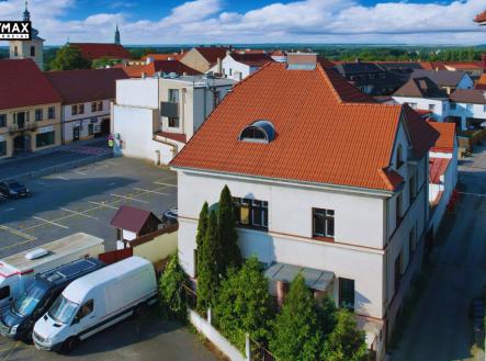 vila | Prodej - dům/vila, 242 m²