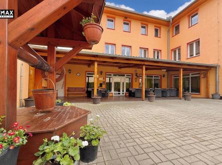 Prodej - hotel, 1 360 m² obrázek