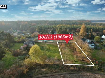 vyznačený pozemek | Prodej - pozemek pro bydlení, 1 065 m²