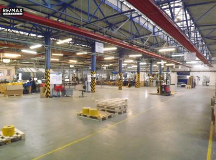 h4dscf5601.jpg | Pronájem - skladovací prostor, 1 576 m²