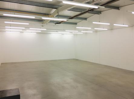 vzrobn-hala-kadas-interiary-5-of-28.jpg | Prodej - skladovací prostor, 930 m²