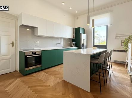 Prodej bytu, 3+1, 140 m² obrázek