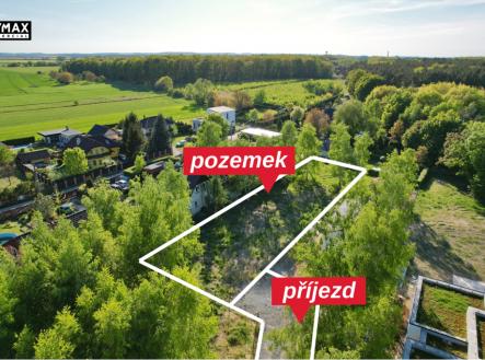 vyznačený pozemek | Prodej - pozemek pro bydlení, 1 039 m²