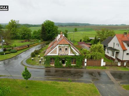 pohled na nemovitost | Prodej - hotel, 398 m²