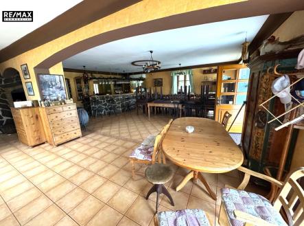 restaurace | Prodej - hotel, 398 m²