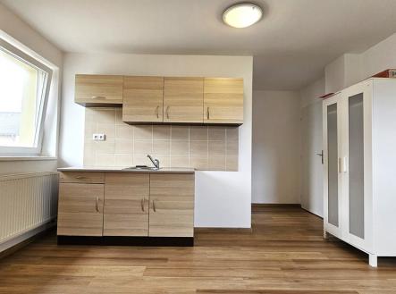Pronájem bytu, 1+kk, 23 m² obrázek