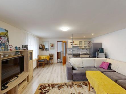 pokoj s kuchyňským koutem | Prodej - dům/vila, 174 m²