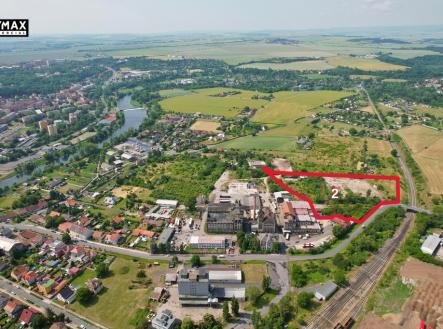 foto celek | Prodej - pozemek pro komerční výstavbu, 21 218 m²