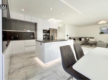 kuchyňský kout | Prodej - dům/vila, 220 m²