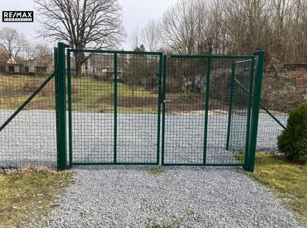 fa5fdaff-b884-4547-abe0-15bd5f481d59-1.jpg | Pronájem - pozemek, ostatní, 490 m²