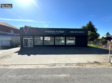 pohled na nemovitost | Pronájem - obchodní prostor, 400 m²