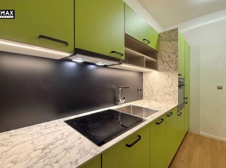 kuchyn3.jpg | Pronájem bytu, 2+1, 66 m²