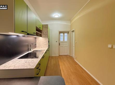 kuchyn2.jpg | Pronájem bytu, 2+1, 66 m²