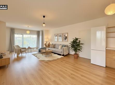vizu-obyvacip1.jpg | Prodej bytu, 4+kk, 238 m²