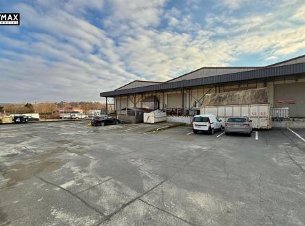 img-1886.jpg | Pronájem - skladovací prostor, 2 804 m²