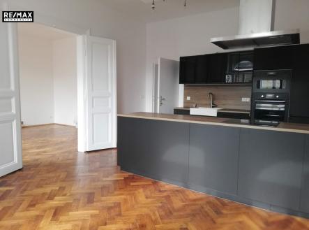 kuchyn1-upraveno.jpg | Prodej bytu, 3+1, 100 m²