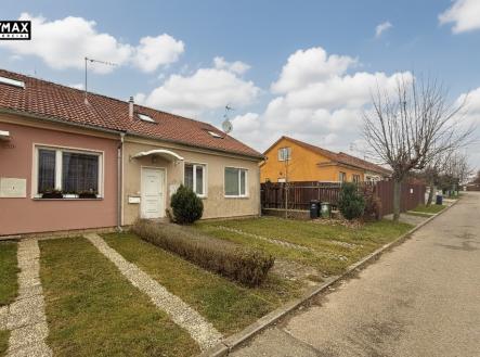 boční pohled | Prodej - dům/vila, 101 m²