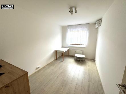 pokoj | Pronájem bytu, 3+kk, 65 m²
