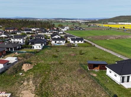 pohled na pozemek | Prodej - pozemek pro bydlení, 1 397 m²