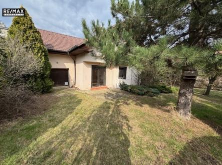 pohled na dům | Prodej - dům/vila, 167 m²