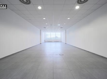 jiribednar-com-004-1.jpg | Pronájem - obchodní prostor, 301 m²