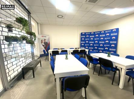 rmkancelar1.jpg | Pronájem - obchodní prostor, 55 m²
