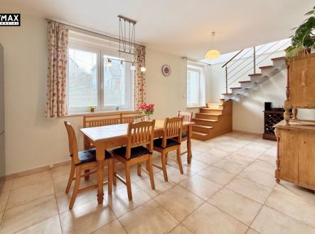 kuchyně s jídelnou | Prodej - dům/vila, 122 m²