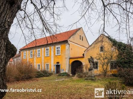 7IV07957 | Prodej - dům/vila, 480 m²