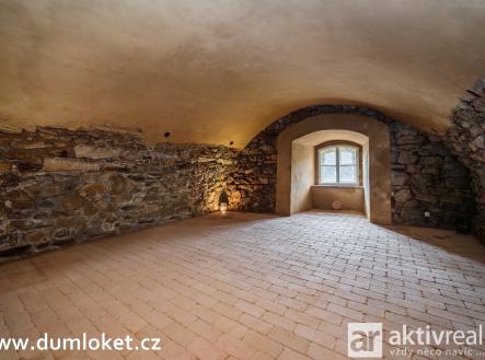 dumloket 04 | Prodej - historický objekt, 240 m²