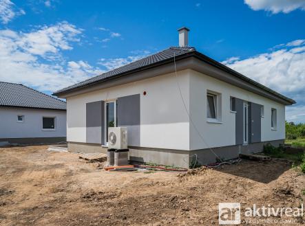 7IV06146 | Prodej - dům/vila, 94 m²