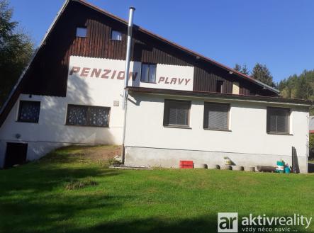 eef9e7b1-7424-459d-b2e2-b662fa1fa123 | Prodej - dům/vila, 556 m²